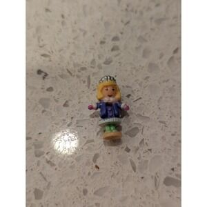 Bluebird‎ Polly Pocket Sparkle Snowland Enchanted Storybook Doll Princess Polly